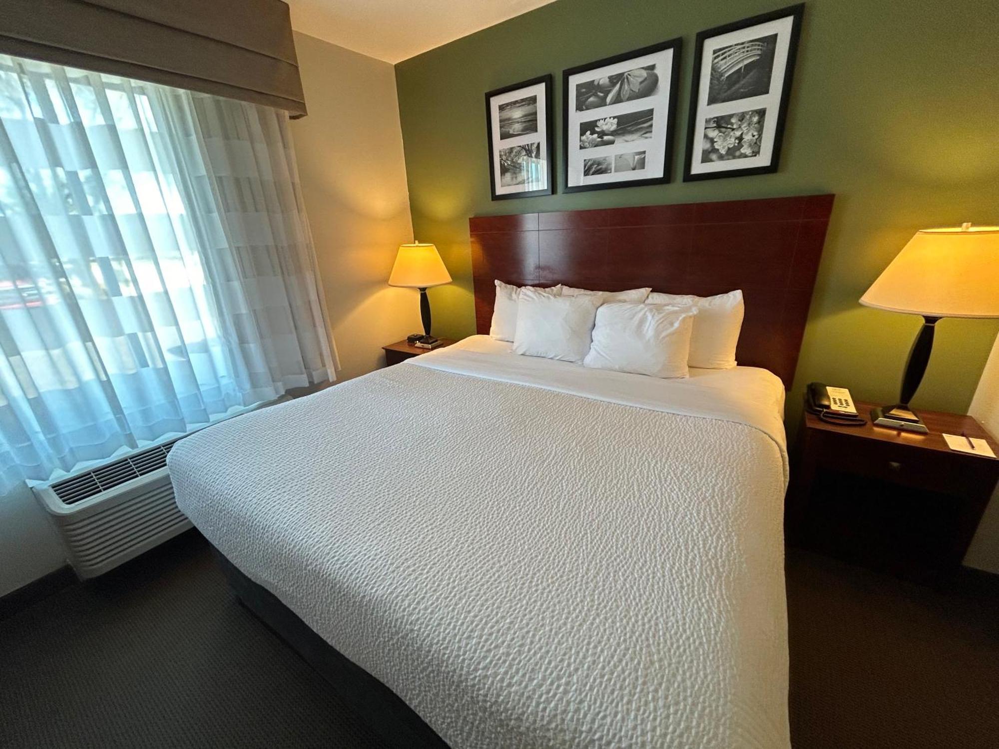 Sleep Inn&Suites Manchester Buitenkant foto