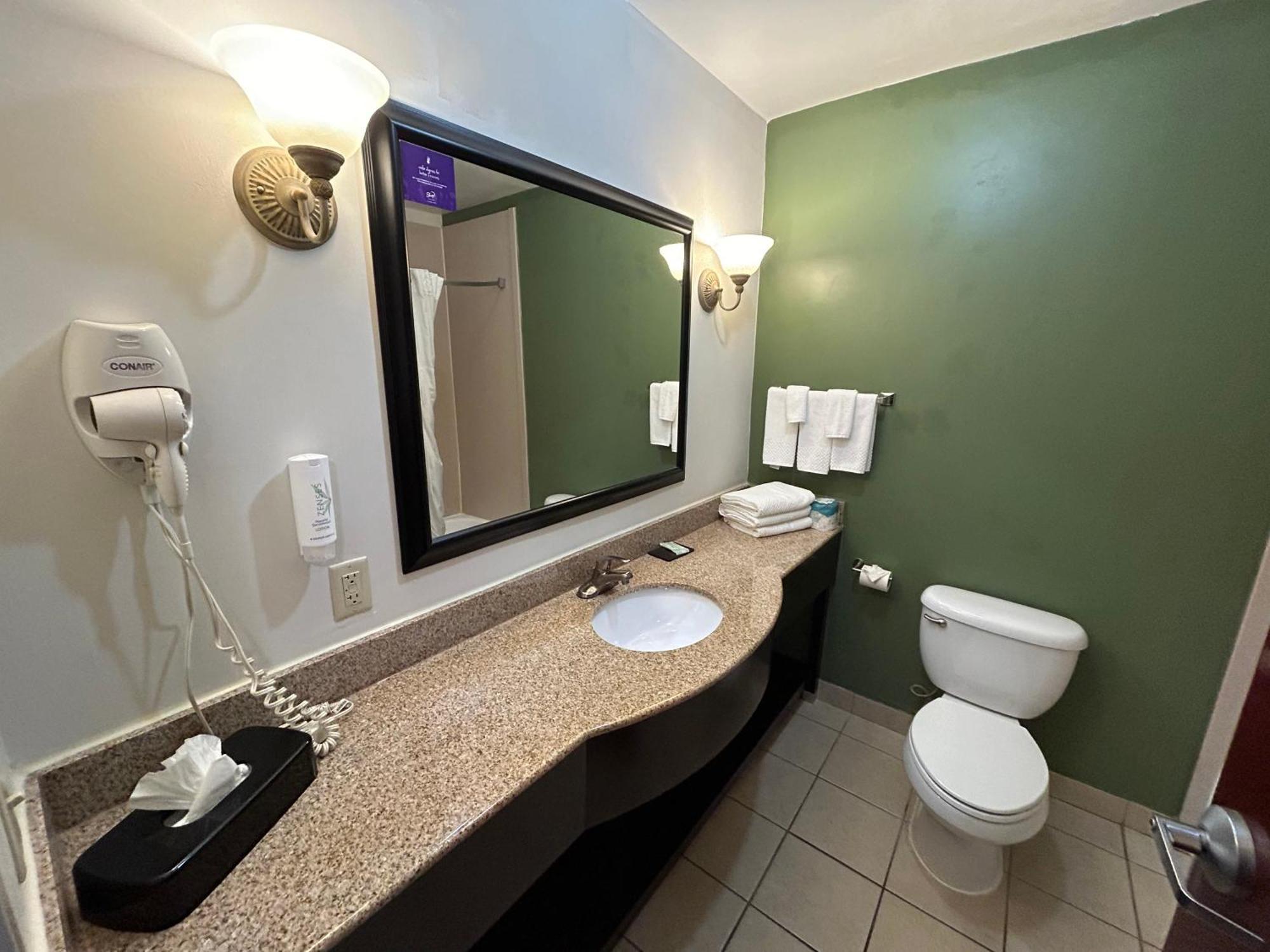 Sleep Inn&Suites Manchester Buitenkant foto