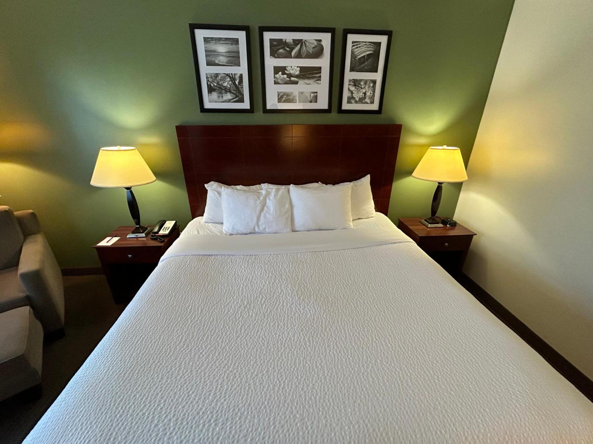 Sleep Inn&Suites Manchester Buitenkant foto
